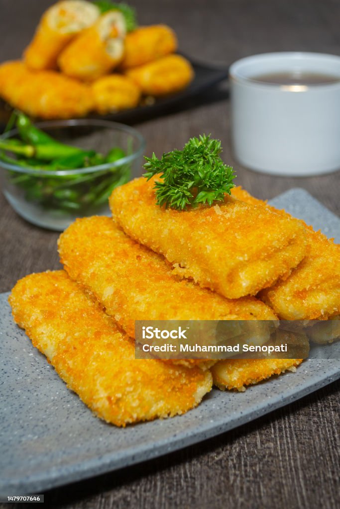 jenis risoles populer, risol mayo itu apa, camilan risoles enak, beda risol mayo dan risoles